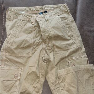American Eagle Cargo Shorts in Tan
